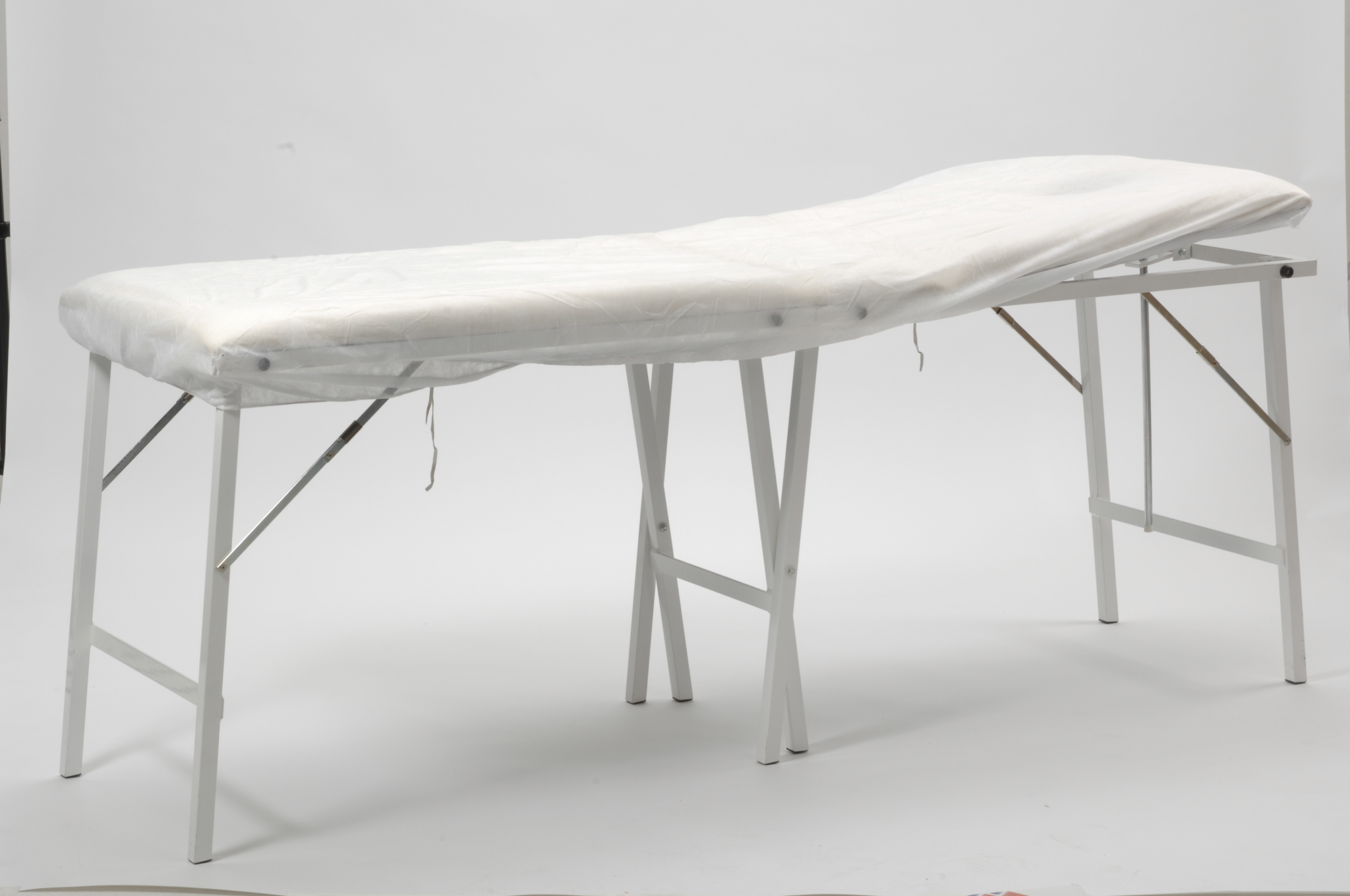 Disposable Elasticated Couch Cover 10 piece Majestic Towels